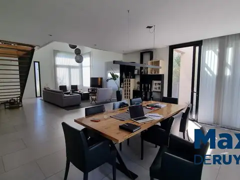 Casa en Alquiler en Countries y Barrios Cerrados en Berazategui, USD 3.500