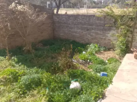 VENTA CASA A REFACCIONAR 3 DORM VILLA ALLENDE