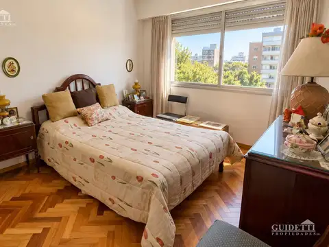 Venta Departamento 4 ambientes con balcón - Belgrano R