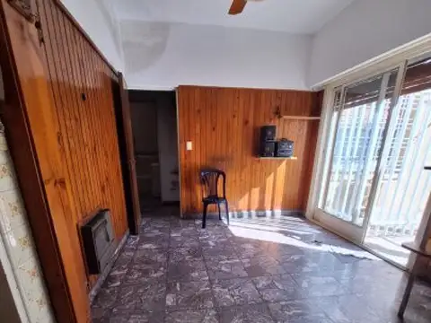 Depto Tipo Casa en Venta 47 años