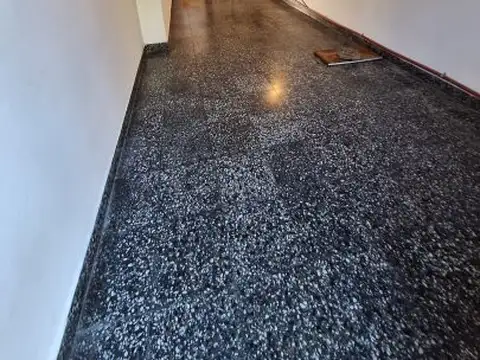 Depto Tipo Casa en Venta en Haedo Norte, USD 98.000