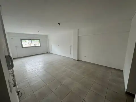 Oficina en Alquiler en La Plata, $ 450.000