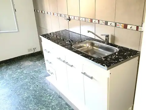 Departamento 3 ambientes con 1 baño