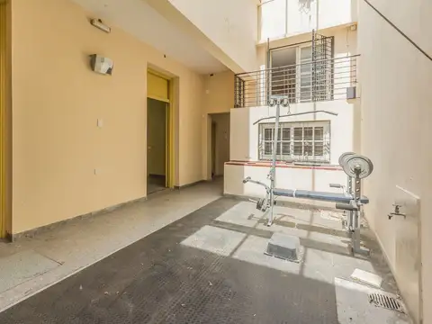 VENTA CASA LOTE PROPIO FLORES RESIDENCIAL COMERCIO