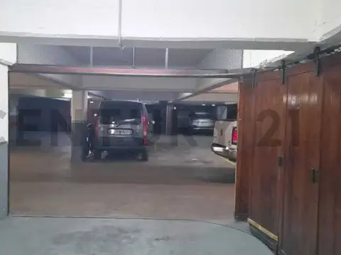 Bolivar 2100, Piso 2118