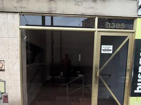 LOCAL COMERCIAL-AV BALBIN-SAAVEDRA-CON PATIO