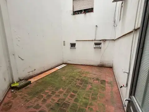 Local en Venta en Coghlan, USD 74.000