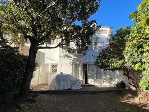 Casa en venta zona Monumento Guemes
