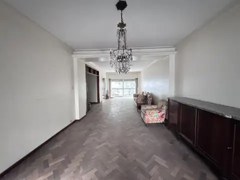 Departamento 4 ambientes con 3 baños