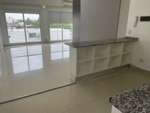 Departamento en Alquiler en Flores, $ 600.000