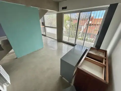 Hipólito Irigoyen e/ Blas Parera y Coronel Manuel Rosetti