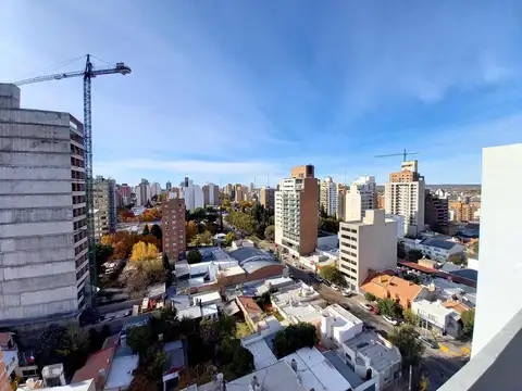 Centro de Neuquén - En Venta - Dpto 2 Dormitorios