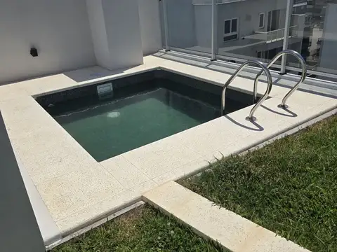 ALQUILER MONOAMBIENTE PARQUE CHACABUCO CON BALCON