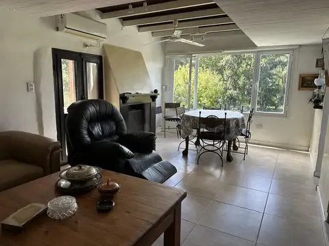 Departamento 5 ambientes con 2 baños