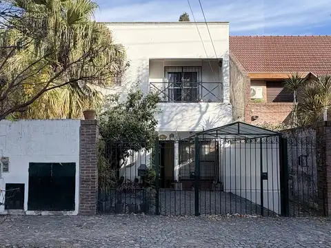 VENTA CASA 5 AMBIENTES CON PATIO PARRILLA PALOMAR