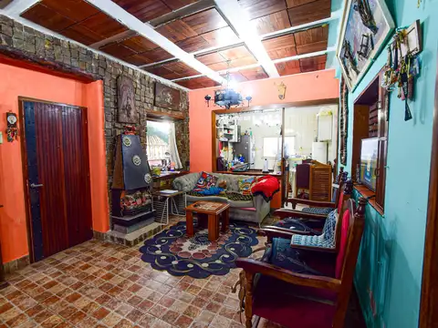 Depto Tipo Casa 13 ambientes con 5 baños