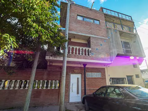 Av. del Plata al 900