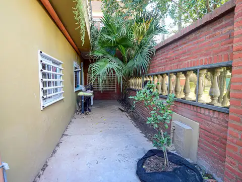 Depto Tipo Casa en Venta de 9 dormitorios