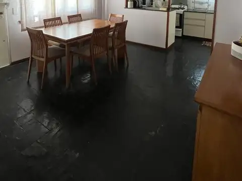 Casa en venta en Villa Real. Cómoda muy bien ubicada y luminosa!