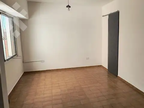 Departamento en Alquiler en Cipolletti, $ 1.100.000