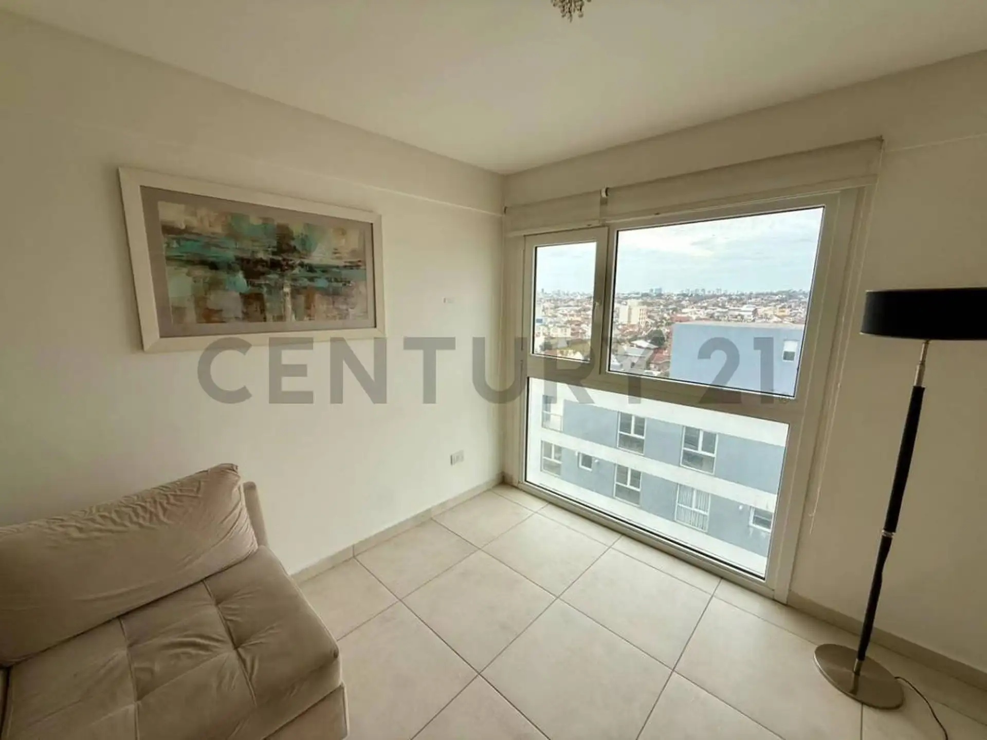 Departamento 2 ambientes al frente en Chauvin
