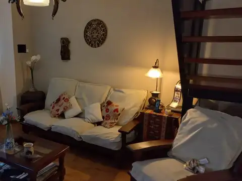 Depto Tipo Casa en Venta de 3 ambientes