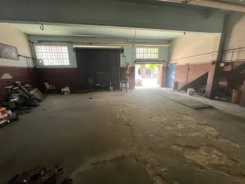 Galpon en Venta en Parque Avellaneda, USD 65.000