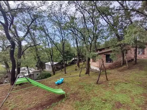 Casa en Venta con 4 cocheras