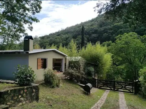 Casa 12 ambientes con 4 baños
