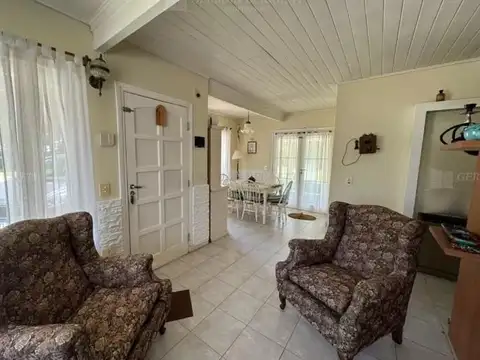 Casa en Alquiler Temporal en Pinamar, $ 100