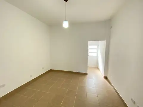 Depto Tipo Casa 2 ambientes con 1 baño