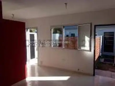 Casa en Alquiler en La Plata, $ 900.000