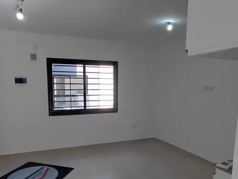 Departamento en Alquiler en Villa Luzuriaga, $ 560.000