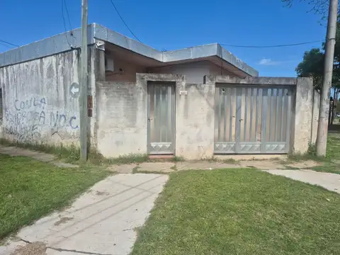 Casa en Tucumán al 8000