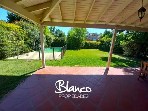 Casa en Alquiler en La Delfina, USD 1.700