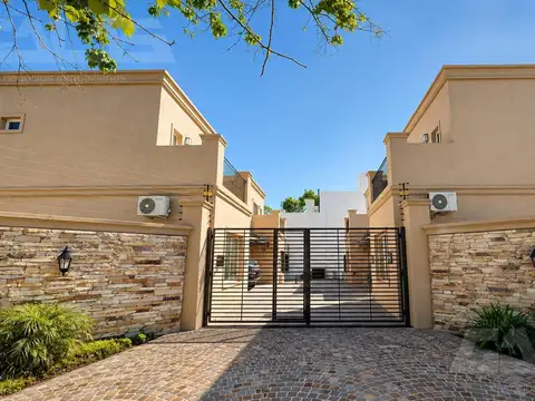 Casa en Venta | 5 Ambientes | Jardín | Parrilla | Complejo Cerrado | ITUZAINGÓ SUR