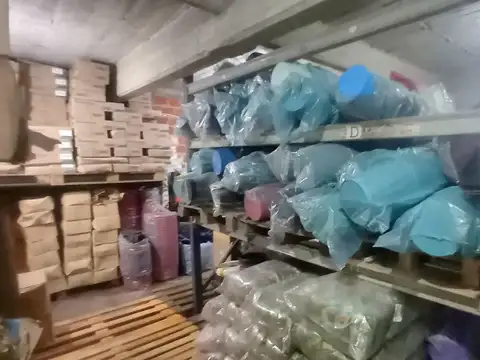 Venta Edificacion Galpon Deposito San Cristobal