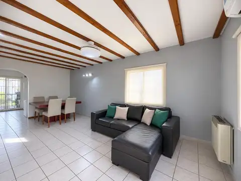 Casa en Alquiler en Campana, $ 1.000.000