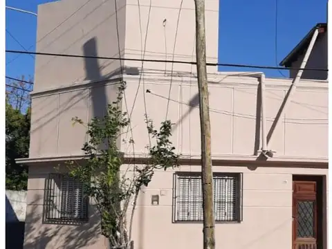 Depto Tipo Casa en Alquiler de 3 ambientes
