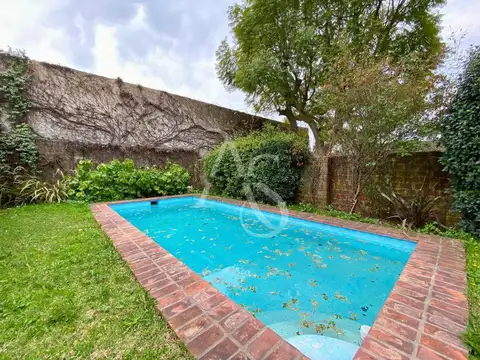 Casa 6 ambientes con 3 baños