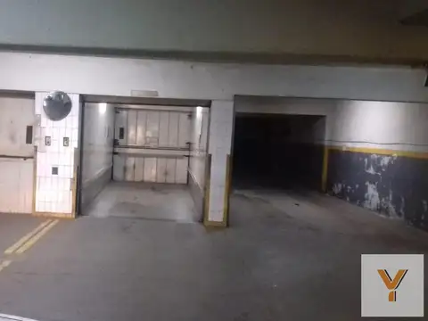 Cochera en venta - 12Mts2 - San Nicolás
