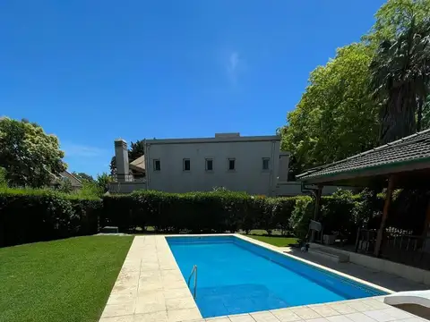 Casa en Alquiler de 3 dormitorios