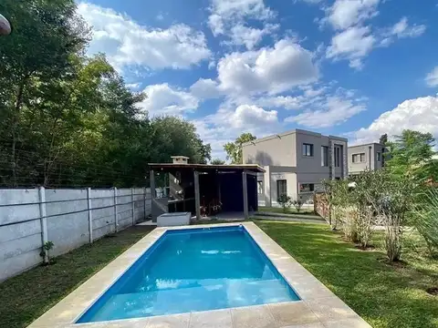Casa 4 ambientes con 3 baños