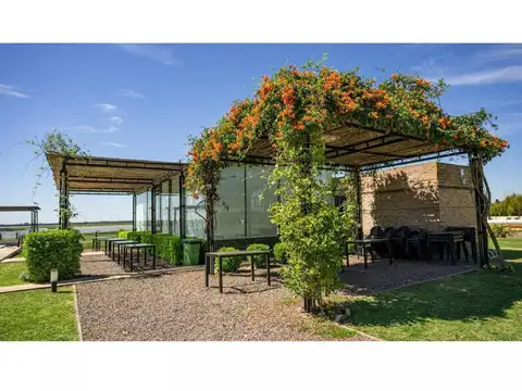 Lote en Venta - Puerto Paraíso  