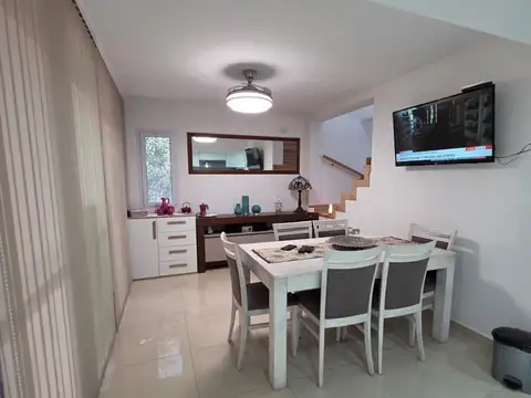Casa en Venta en Neuquen, USD 270.000