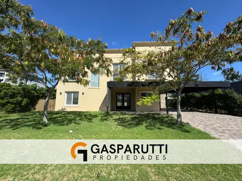 Casa en Venta en San Matías con Pileta