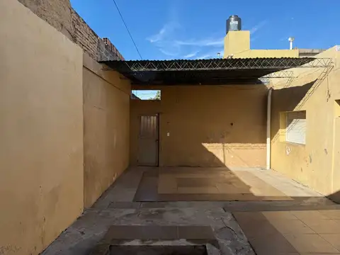 PASIILO EN VENTA, 2 DORMITORIOS (LAS DELICIAS)