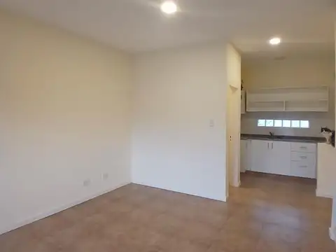 Departamento en Alquiler con 1 cochera