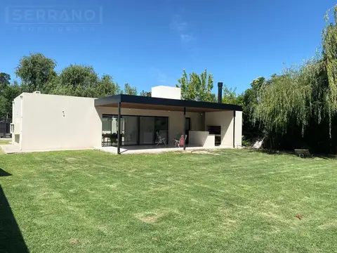 Casa en Venta al Oeste