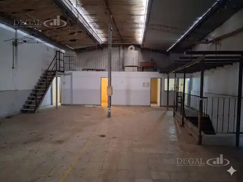 Galpon en Alquiler 22  mts Fondo